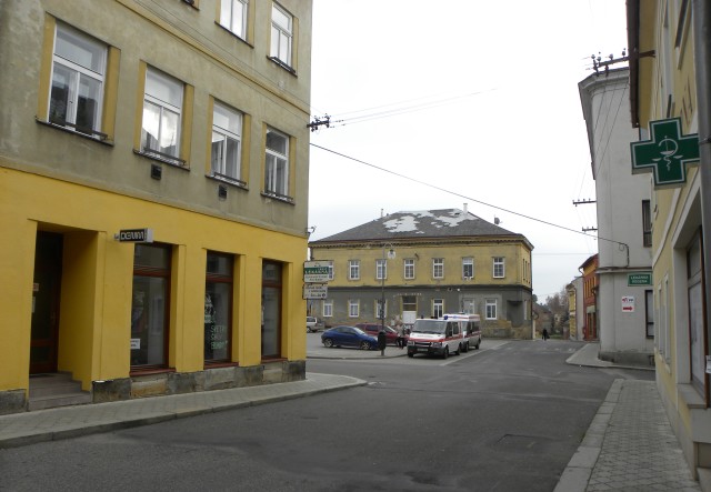 03-soucasny pohled z ulice Sv Cecha.jpg